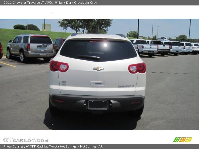 White / Dark Gray/Light Gray 2011 Chevrolet Traverse LT AWD