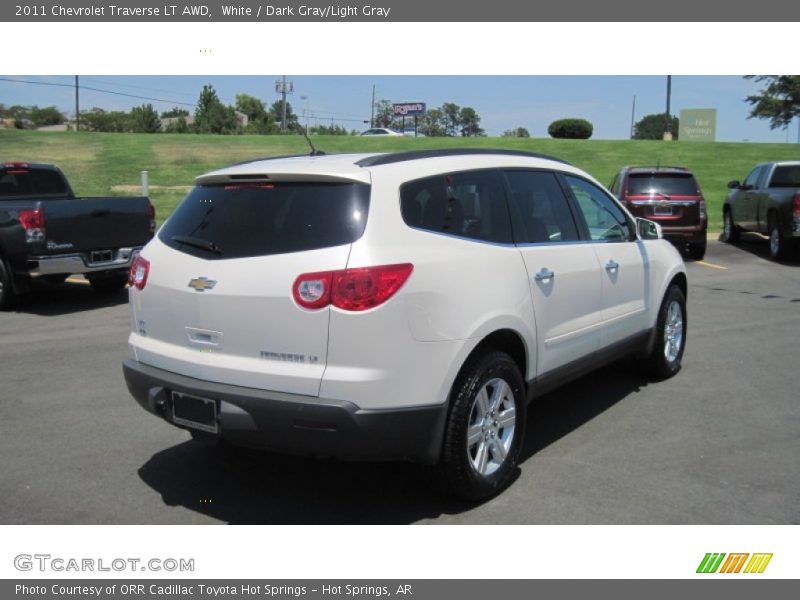 White / Dark Gray/Light Gray 2011 Chevrolet Traverse LT AWD