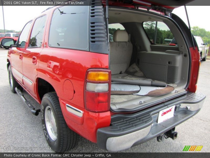 Fire Red / Neutral Tan/Shale 2001 GMC Yukon SLT