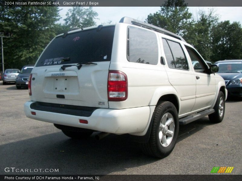 Glacier Pearl / Beige 2004 Nissan Pathfinder SE 4x4