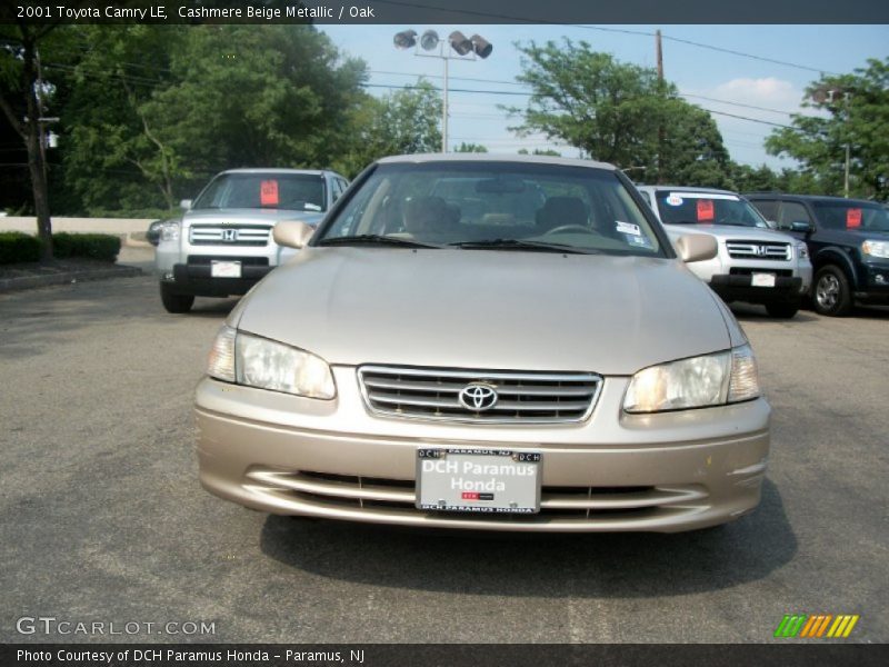 Cashmere Beige Metallic / Oak 2001 Toyota Camry LE
