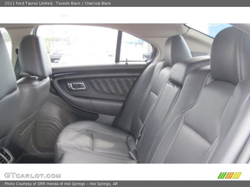 Tuxedo Black / Charcoal Black 2011 Ford Taurus Limited