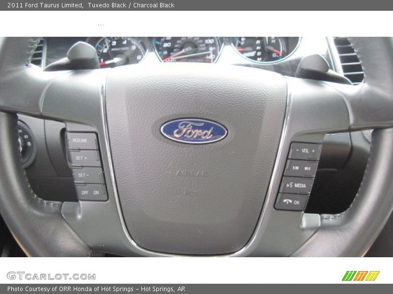 Tuxedo Black / Charcoal Black 2011 Ford Taurus Limited