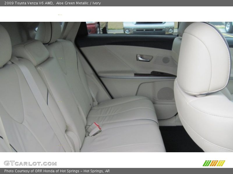 Aloe Green Metallic / Ivory 2009 Toyota Venza V6 AWD