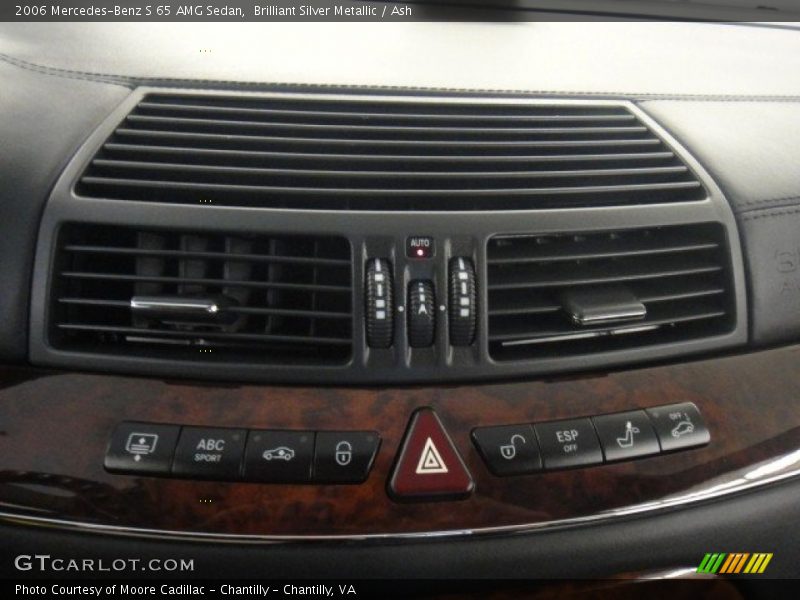 Controls of 2006 S 65 AMG Sedan