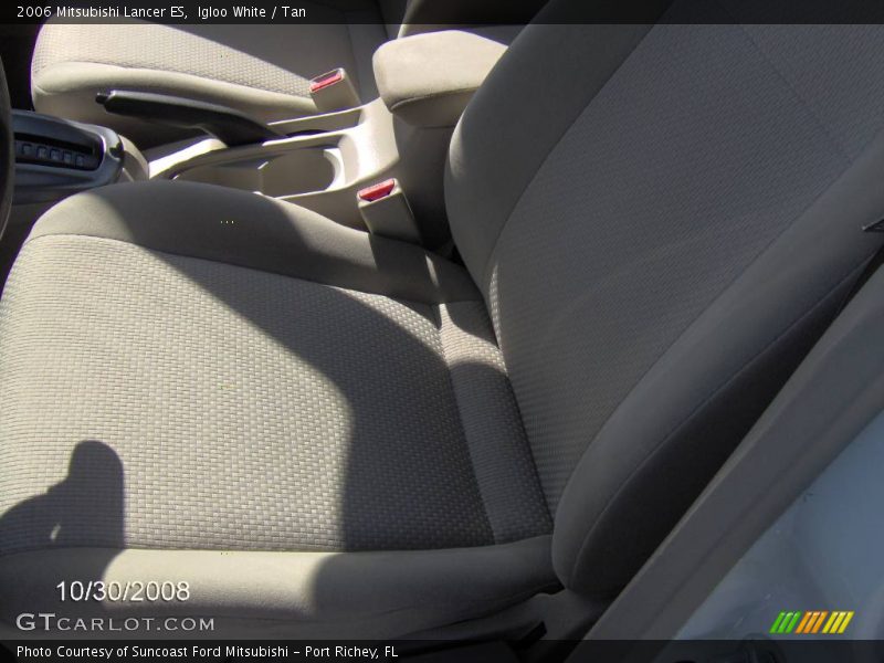Igloo White / Tan 2006 Mitsubishi Lancer ES
