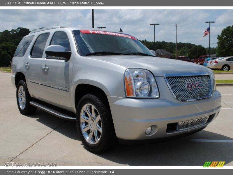 Pure Silver Metallic / Ebony 2010 GMC Yukon Denali AWD