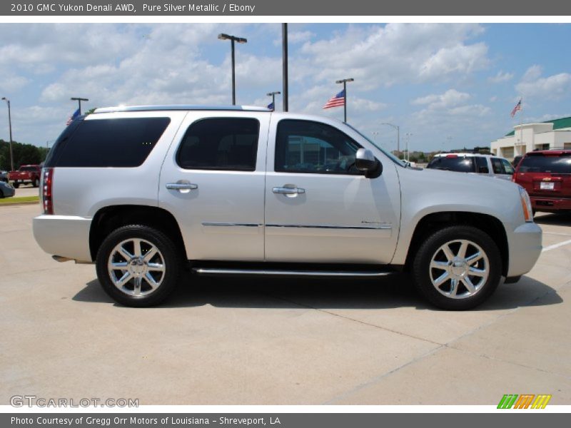 Pure Silver Metallic / Ebony 2010 GMC Yukon Denali AWD