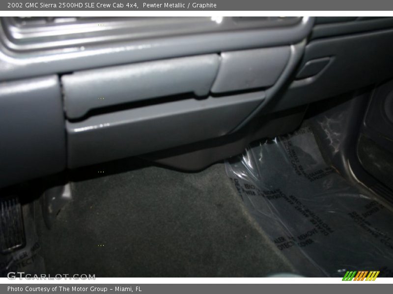 Pewter Metallic / Graphite 2002 GMC Sierra 2500HD SLE Crew Cab 4x4