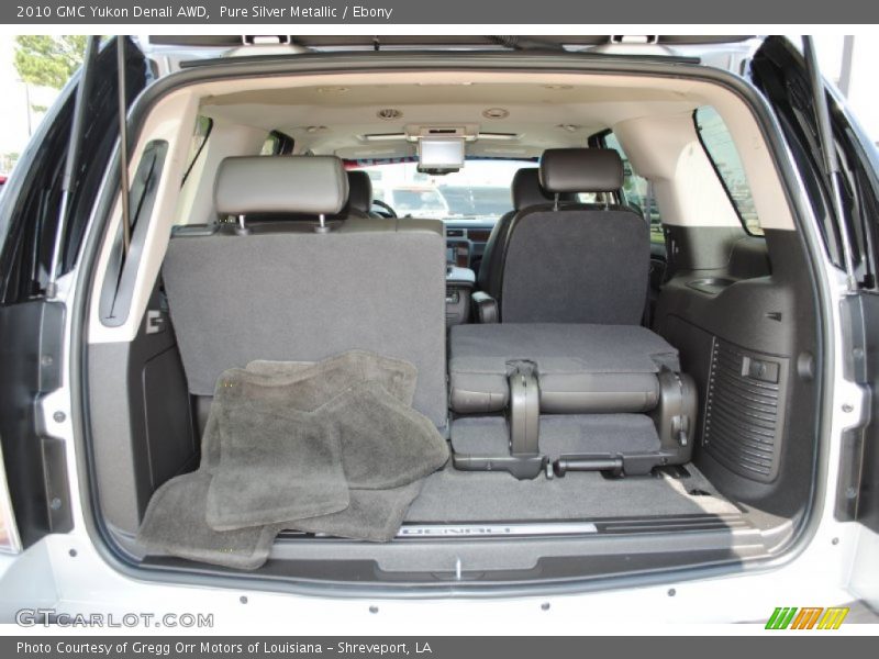 Pure Silver Metallic / Ebony 2010 GMC Yukon Denali AWD