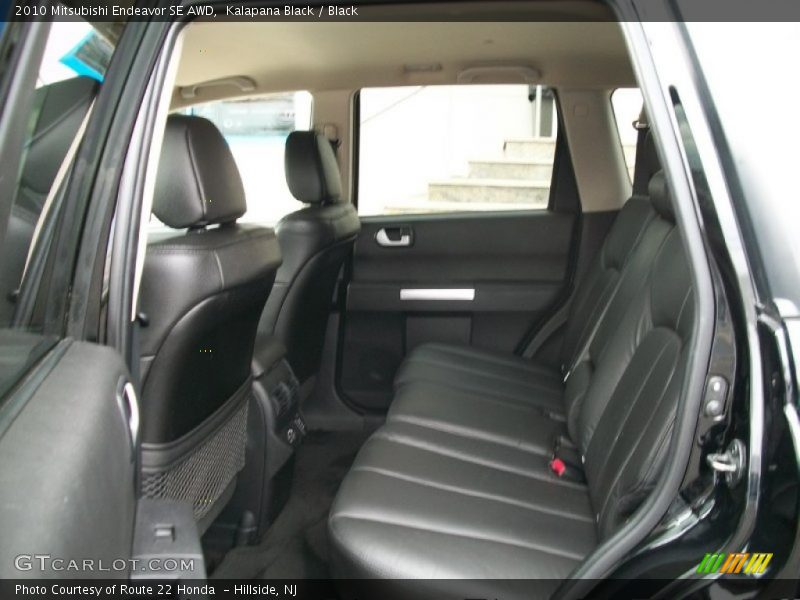 Kalapana Black / Black 2010 Mitsubishi Endeavor SE AWD
