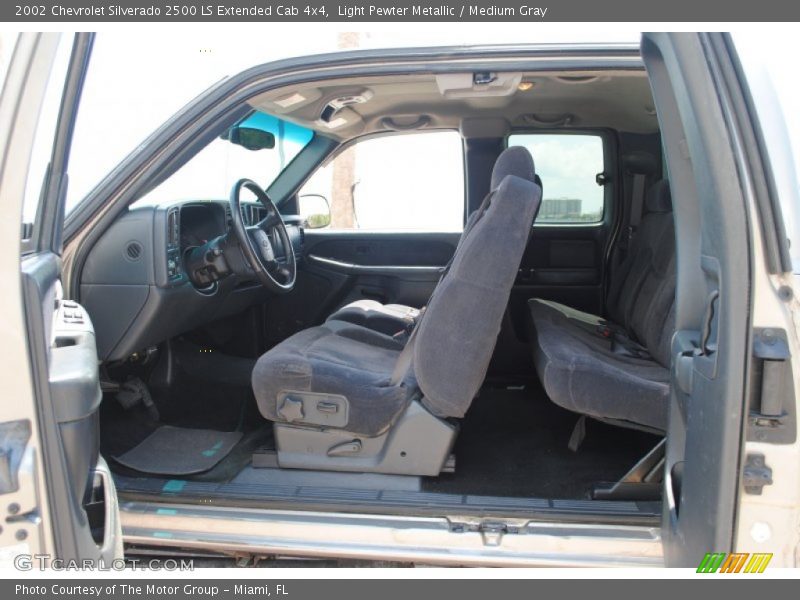  2002 Silverado 2500 LS Extended Cab 4x4 Medium Gray Interior