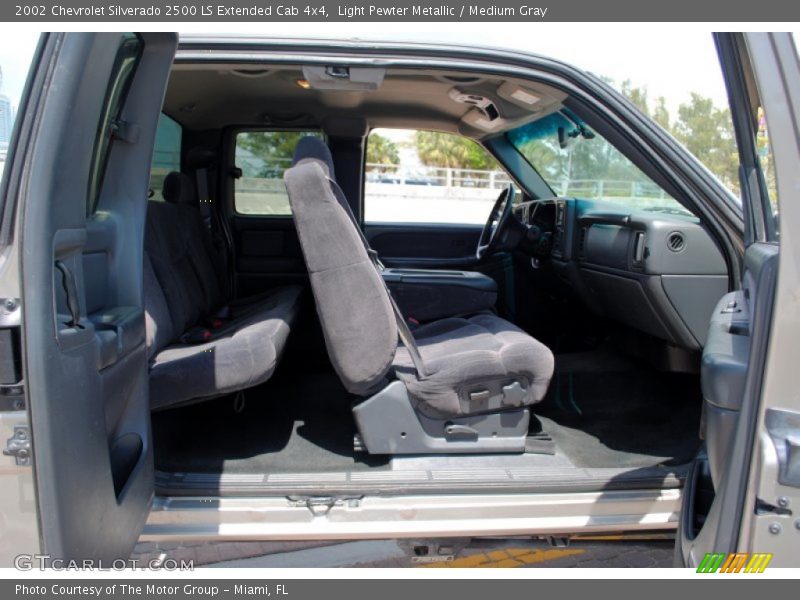  2002 Silverado 2500 LS Extended Cab 4x4 Medium Gray Interior
