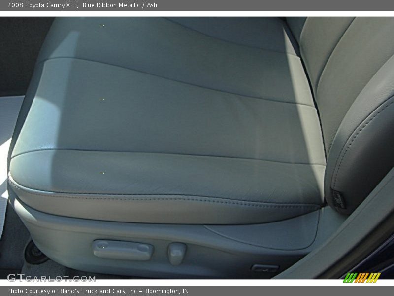 Blue Ribbon Metallic / Ash 2008 Toyota Camry XLE