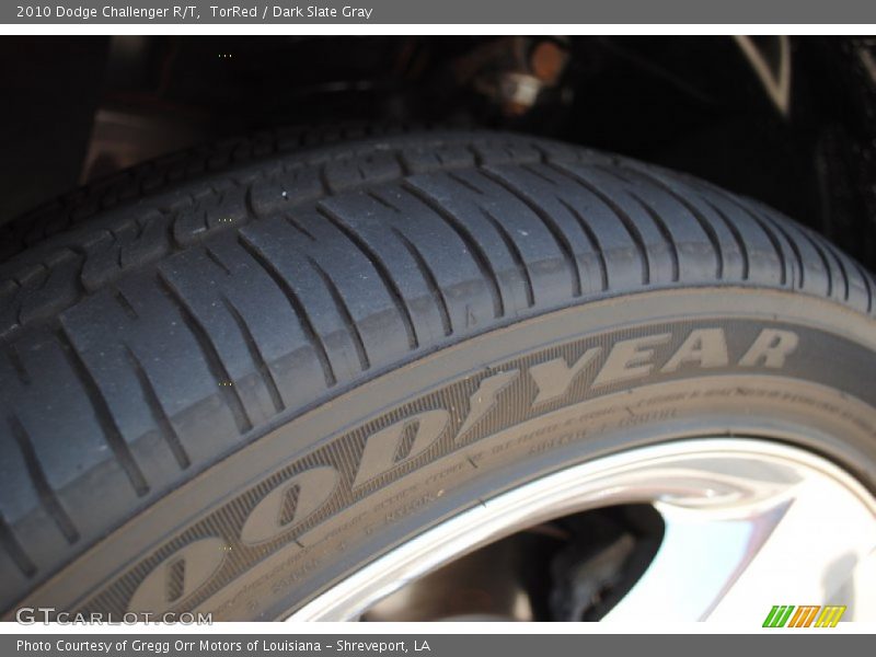 TorRed / Dark Slate Gray 2010 Dodge Challenger R/T