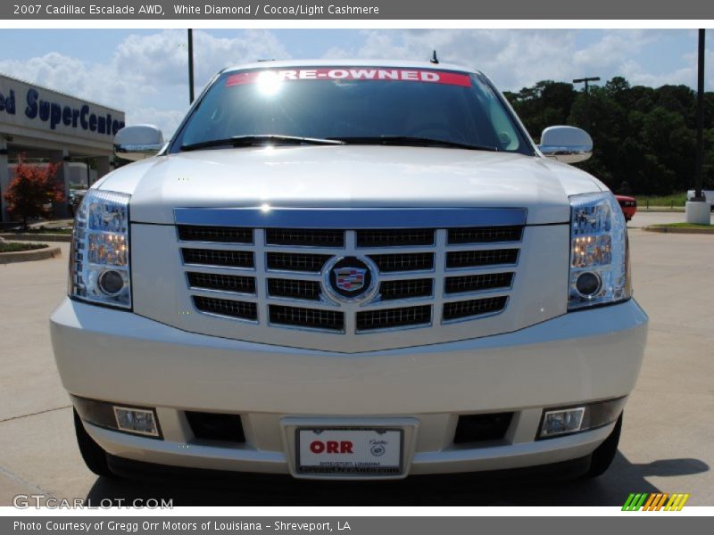 White Diamond / Cocoa/Light Cashmere 2007 Cadillac Escalade AWD