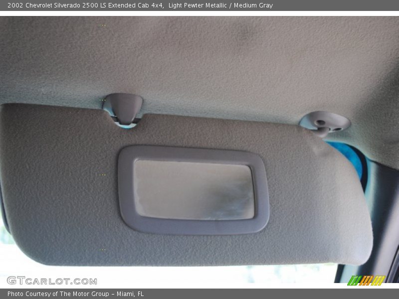Light Pewter Metallic / Medium Gray 2002 Chevrolet Silverado 2500 LS Extended Cab 4x4
