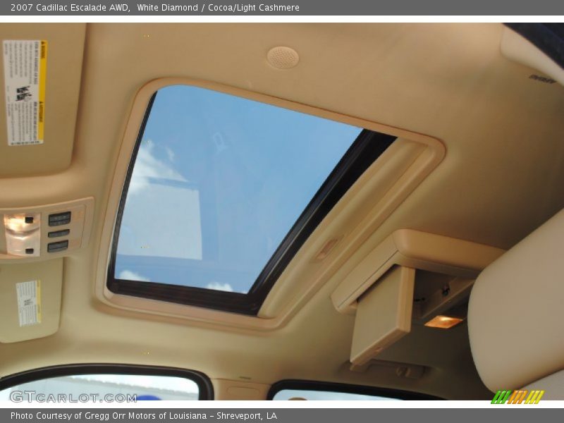 White Diamond / Cocoa/Light Cashmere 2007 Cadillac Escalade AWD