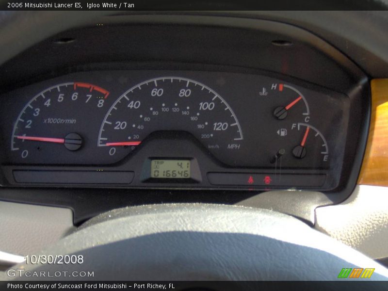 Igloo White / Tan 2006 Mitsubishi Lancer ES