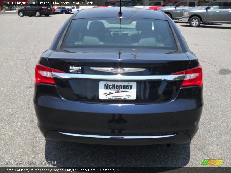 Blackberry Pearl / Black 2011 Chrysler 200 Limited