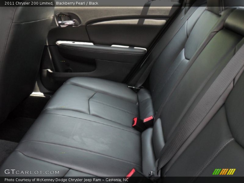 Blackberry Pearl / Black 2011 Chrysler 200 Limited