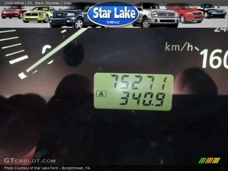 Black Obsidian / Gray 2000 Infiniti I 30