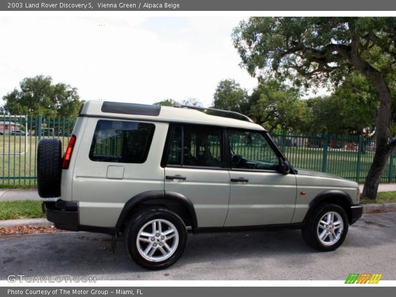 Vienna Green / Alpaca Beige 2003 Land Rover Discovery S