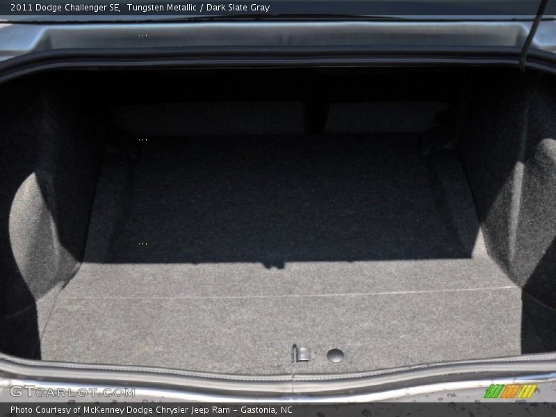 Tungsten Metallic / Dark Slate Gray 2011 Dodge Challenger SE
