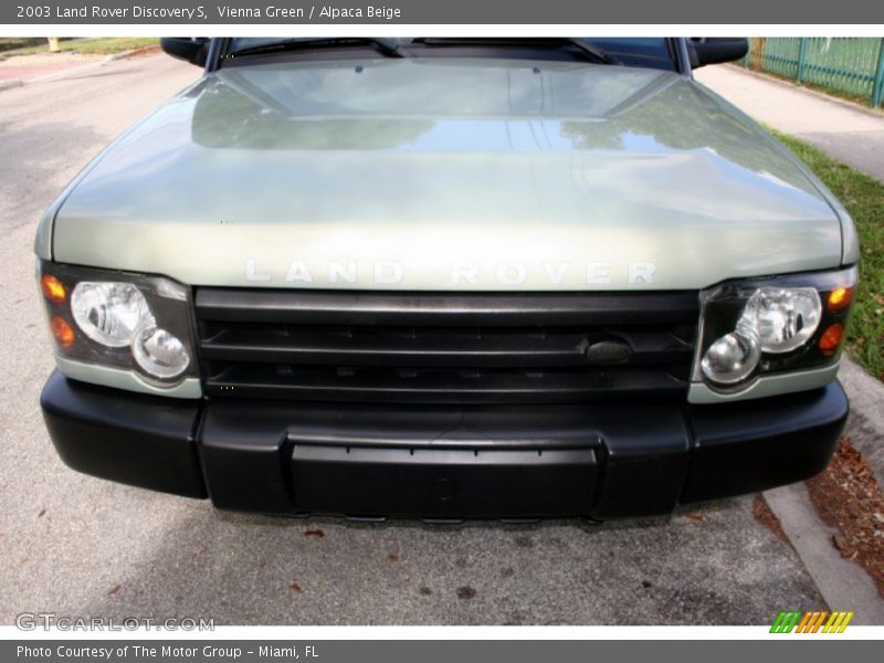 Vienna Green / Alpaca Beige 2003 Land Rover Discovery S