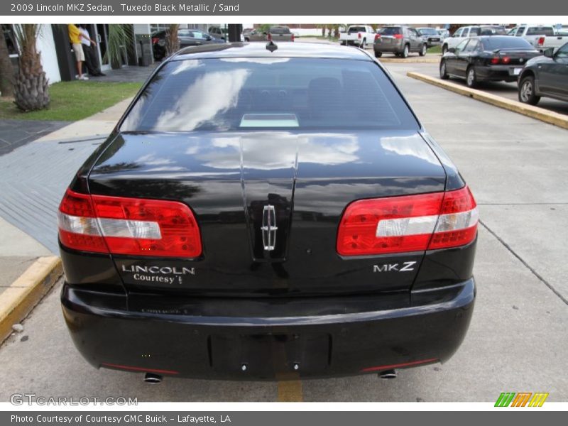 Tuxedo Black Metallic / Sand 2009 Lincoln MKZ Sedan