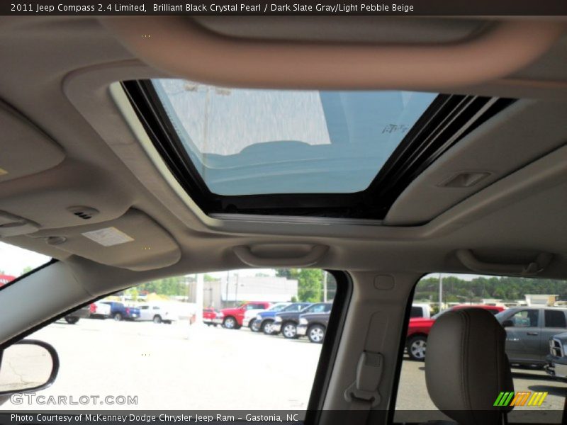 Brilliant Black Crystal Pearl / Dark Slate Gray/Light Pebble Beige 2011 Jeep Compass 2.4 Limited