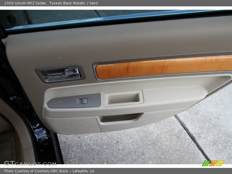 Tuxedo Black Metallic / Sand 2009 Lincoln MKZ Sedan