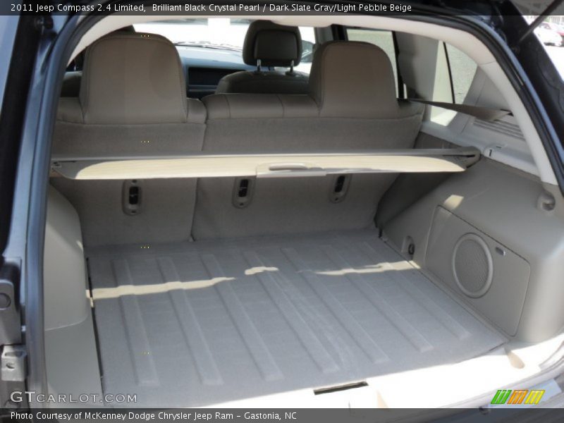 Brilliant Black Crystal Pearl / Dark Slate Gray/Light Pebble Beige 2011 Jeep Compass 2.4 Limited