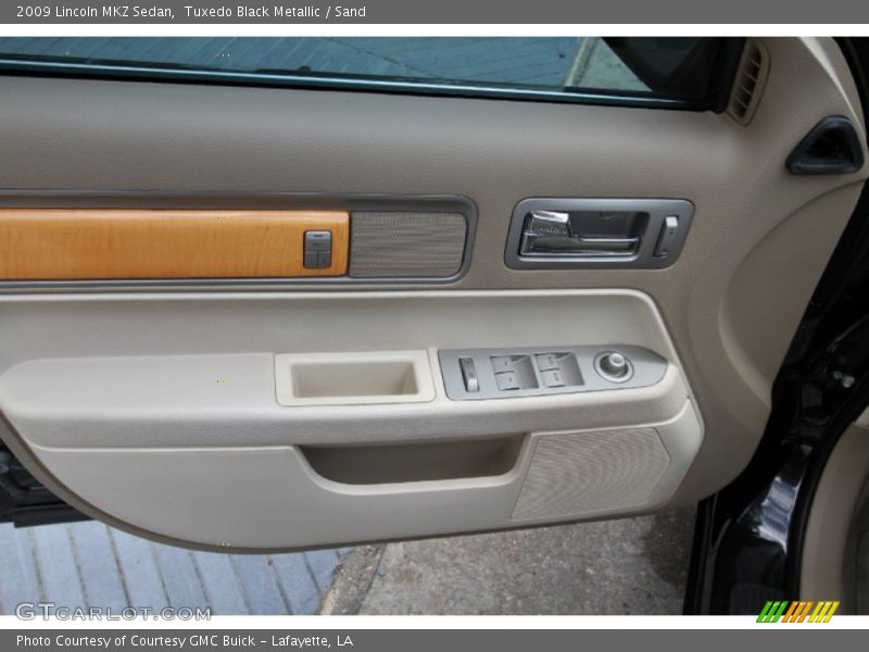 Tuxedo Black Metallic / Sand 2009 Lincoln MKZ Sedan