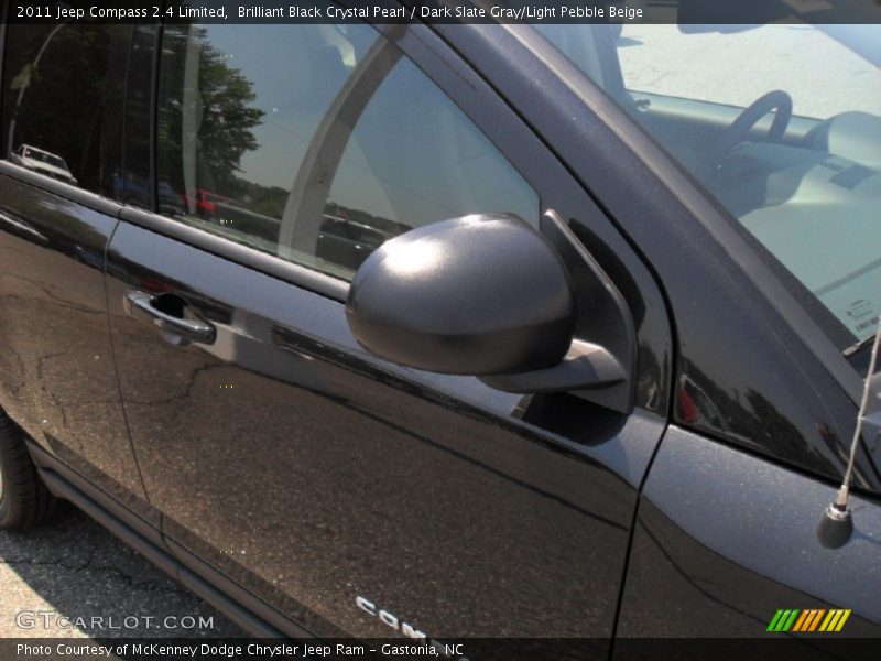 Brilliant Black Crystal Pearl / Dark Slate Gray/Light Pebble Beige 2011 Jeep Compass 2.4 Limited