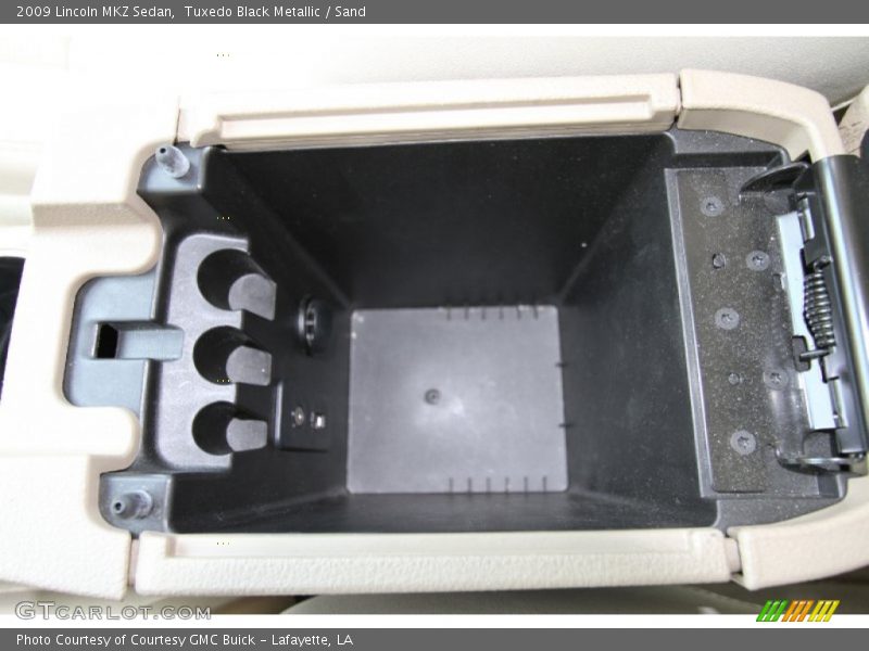 Tuxedo Black Metallic / Sand 2009 Lincoln MKZ Sedan