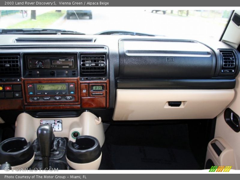 Vienna Green / Alpaca Beige 2003 Land Rover Discovery S