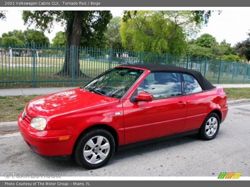 Tornado Red / Beige 2001 Volkswagen Cabrio GLX