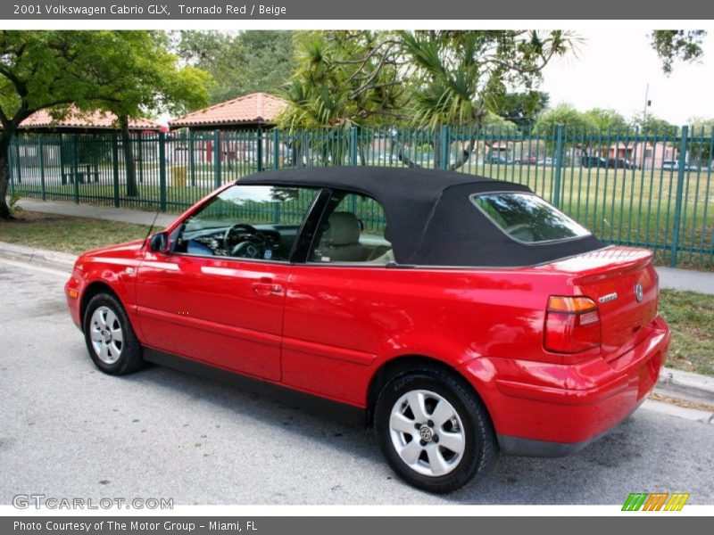 Tornado Red / Beige 2001 Volkswagen Cabrio GLX
