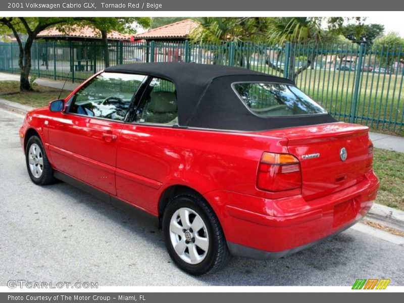 Tornado Red / Beige 2001 Volkswagen Cabrio GLX