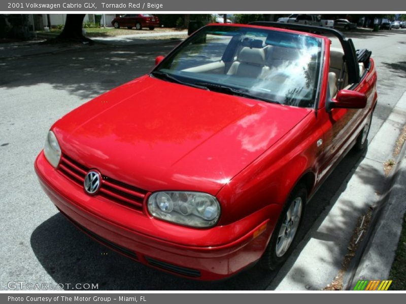 Tornado Red / Beige 2001 Volkswagen Cabrio GLX
