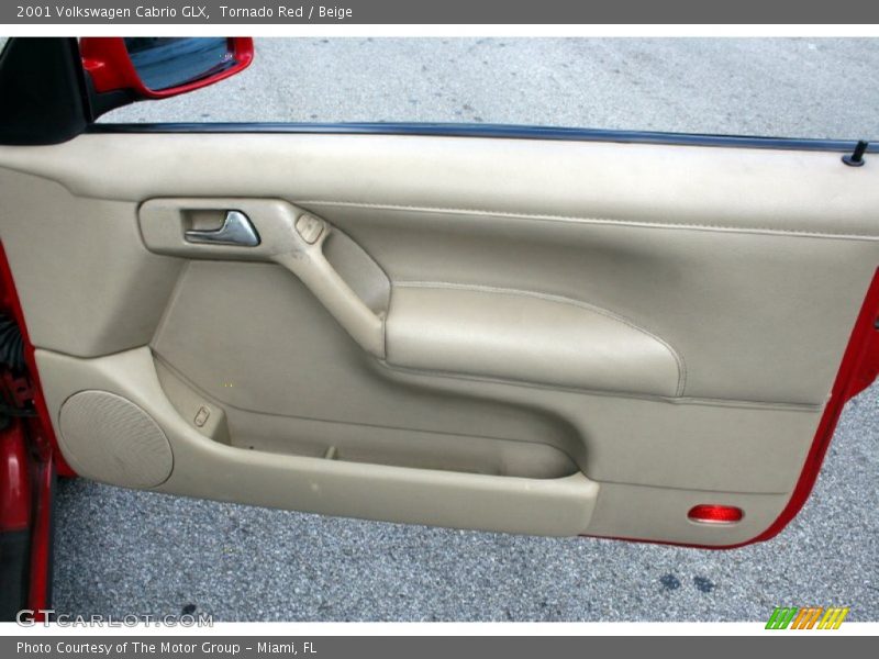 Tornado Red / Beige 2001 Volkswagen Cabrio GLX