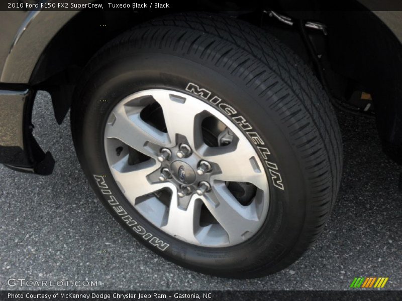 Tuxedo Black / Black 2010 Ford F150 FX2 SuperCrew