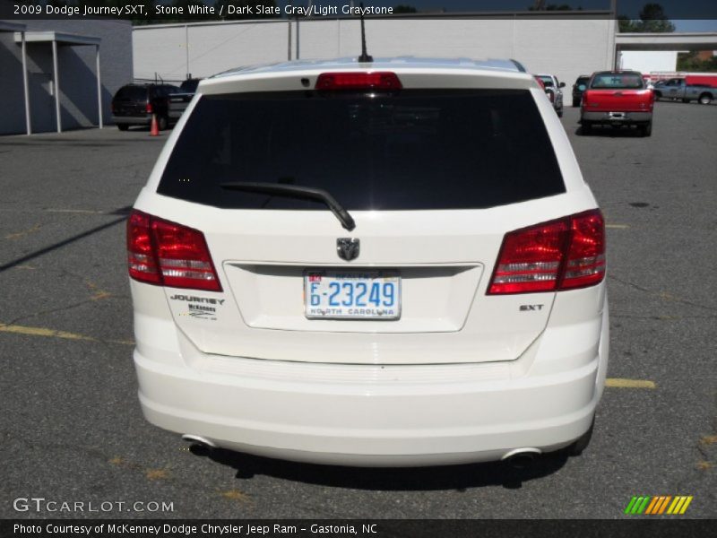 Stone White / Dark Slate Gray/Light Graystone 2009 Dodge Journey SXT