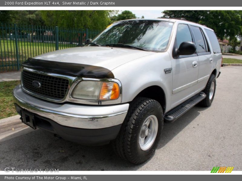 Silver Metallic / Dark Graphite 2000 Ford Expedition XLT 4x4