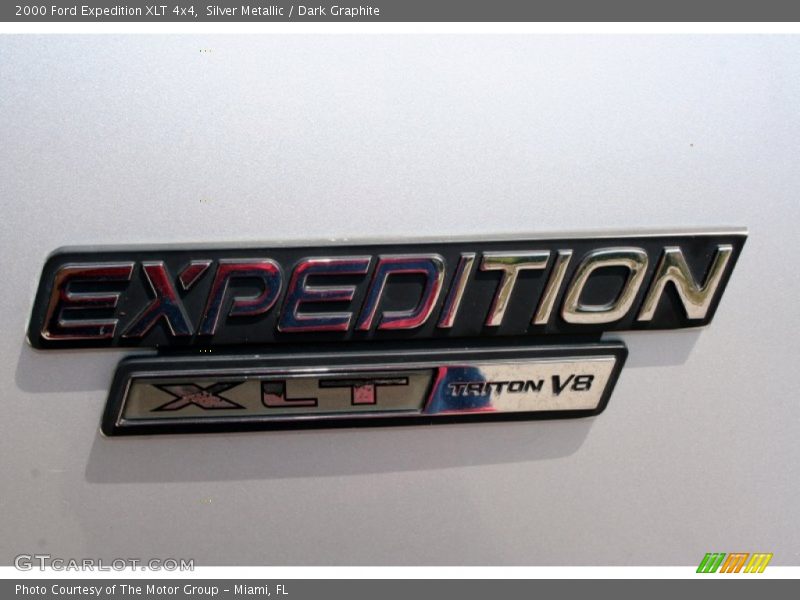 Silver Metallic / Dark Graphite 2000 Ford Expedition XLT 4x4