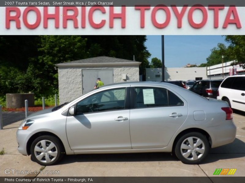 Silver Streak Mica / Dark Charcoal 2007 Toyota Yaris Sedan