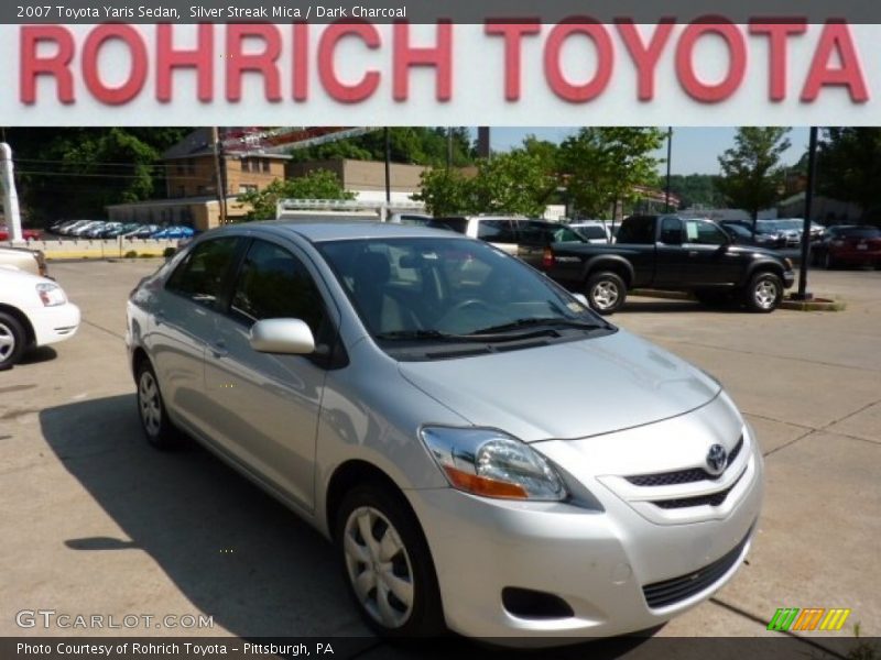 Silver Streak Mica / Dark Charcoal 2007 Toyota Yaris Sedan