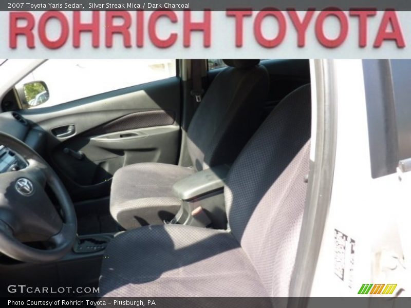 Silver Streak Mica / Dark Charcoal 2007 Toyota Yaris Sedan