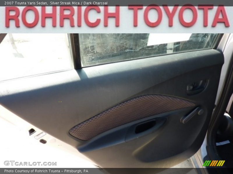 Silver Streak Mica / Dark Charcoal 2007 Toyota Yaris Sedan